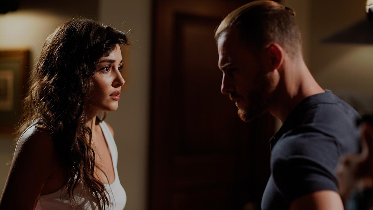 El Amor Esta En El Aire Serie Turca Capítulo 127 El Amor está en el aire Serie turca en Español