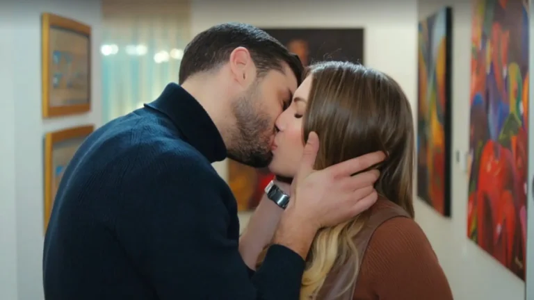 ¡Nueva pareja en Pecado Original! Çağatay y Yildiz dan un paso más en su relación con un apasionado beso